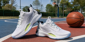 Sports shoes