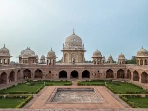 Sheikh Chilli Ka Makbara